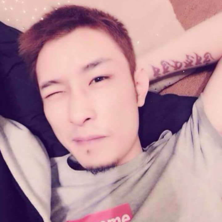 难得拥抱的第一张照片--江苏残疾人相亲网