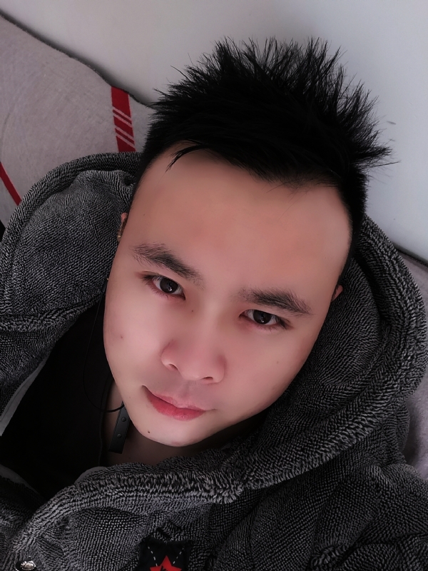 明明的第一张照片--江苏残疾人相亲网