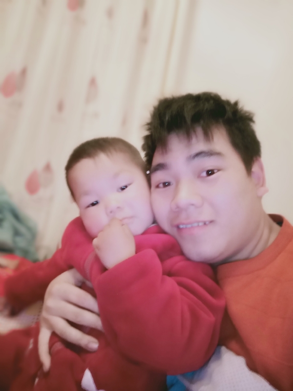 孤独一生的第一张照片--江苏残疾人相亲网