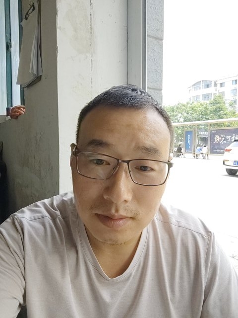 转身的距离的第一张照片--江苏残疾人相亲网