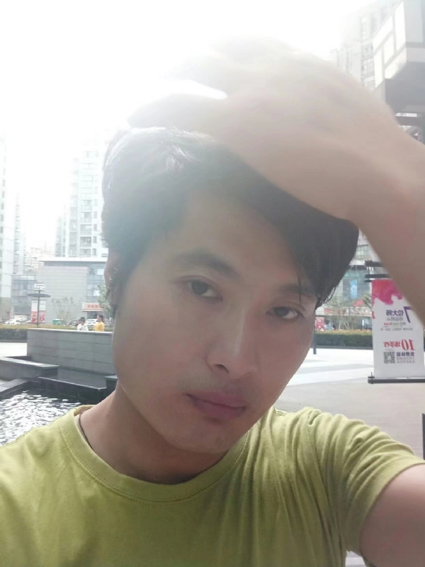 钢铁侠的第一张照片--江苏残疾人相亲网