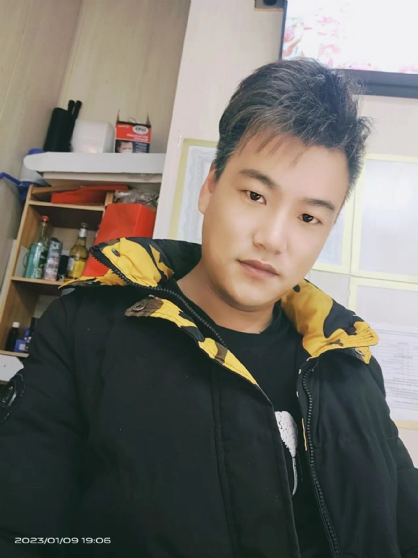 孤酒枕愁眼眠的第一张照片--江苏残疾人相亲网