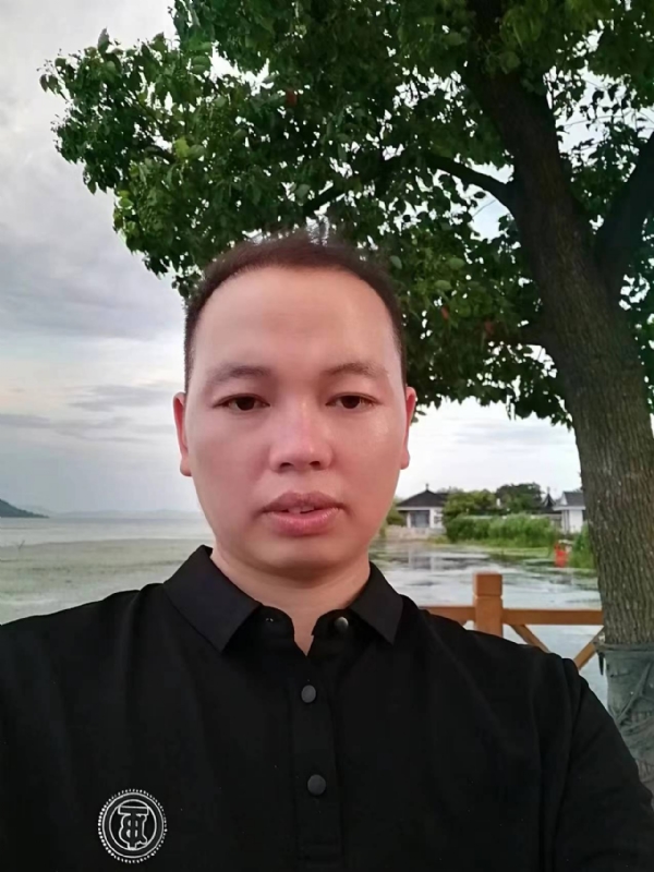 一起说晚安的第一张照片--江苏残疾人相亲网